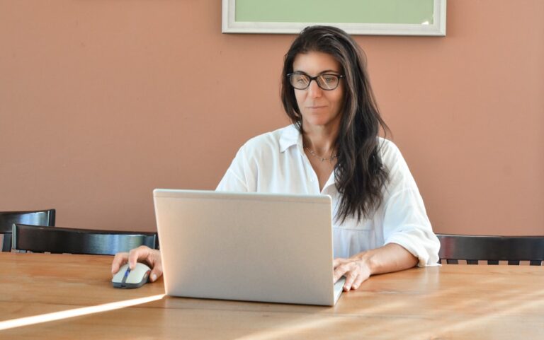 Produttività Per Freelancer: Come Automatizzare Attività Amministrative e Dedicare Più Tempo Ai Clienti